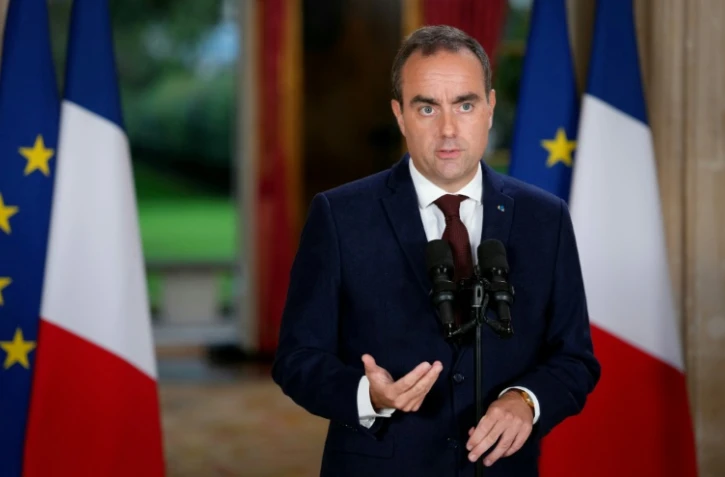 Le Premier ministre Sébastien Lecornu lors d'une allocation concernant la situation dans les lycées, le prix des carburants, la crise agricole et la situation financière de la France, le 7 octobre 2026 à l'hôtel de Matignon, à Paris