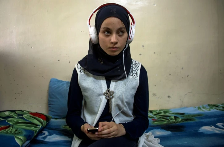 Nour al-Ta'i, jeune irakienne aveugle de 15 ans, est l'une des candidates du radio-crochet "al-Ghad Star", organisé par une radio d'Erbil pour libérer le talent des jeunes irakiens de Mossoul