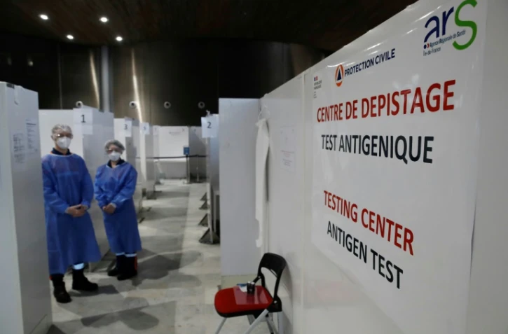 Cellule de dépistage du Covid-19 à l'aéroport de Roissy, le 5 février 2021