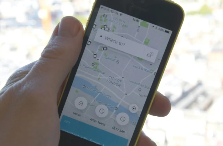 Uber a déposé vendredi son appel devant un tribunal de Londres afin de contester la décision de l'Autorité des transports londoniens (TfL) de lui retirer sa licence.