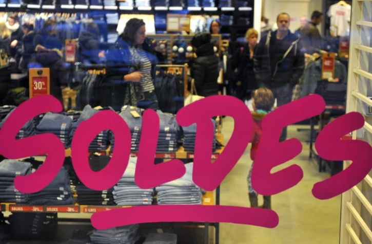 Soldes le 2 janvier 2016 Ă Talanges dans l'est de la France