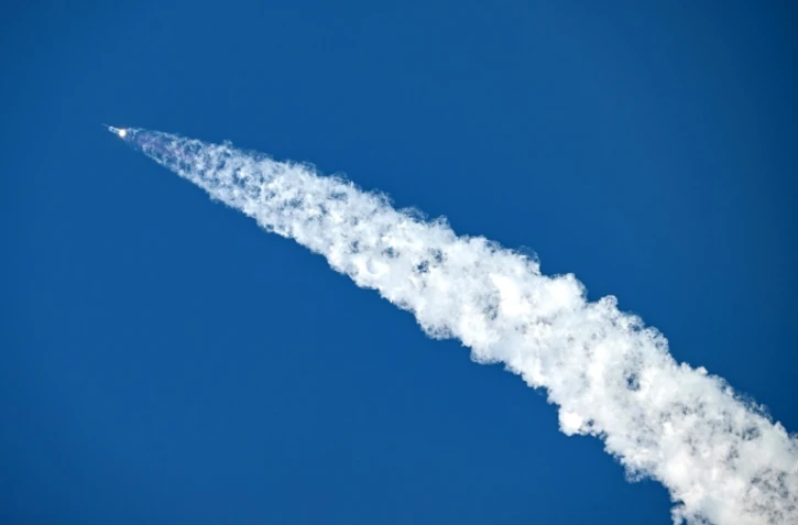 La fusée Starship de SpaceX décolle de la base spatiale de South Padre Island, au Texas, le 22 mai 2026