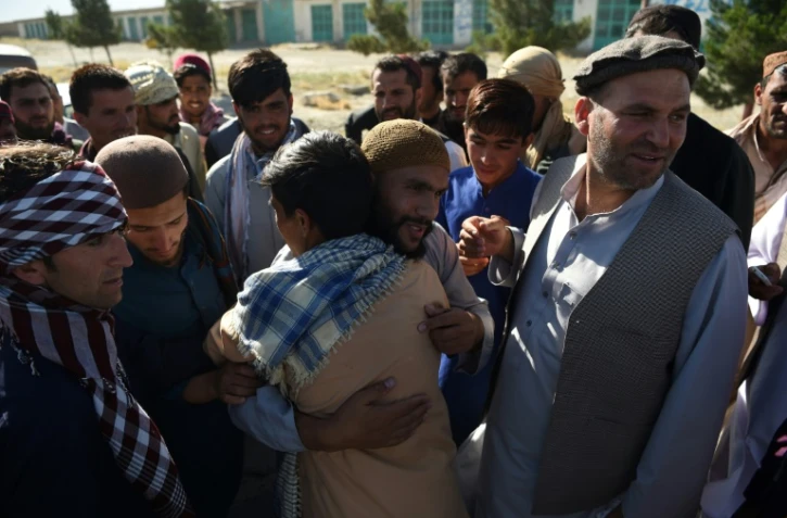 Un prisonnier taliban après sa libération de la prison de Bagram à environ 50 km au nord de Kaboul, le 26 mai 2020