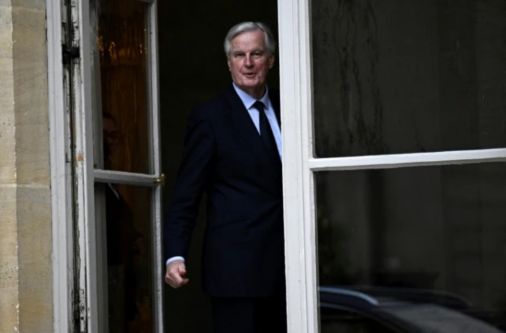 Le Premier ministre français Michel Barnier après une réunion avec les chefs des groupes parlementaires à l'hôtel Matignon, à Paris, le 26 novembre 2024