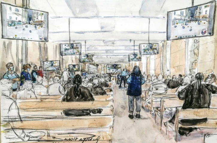 Croquis de la salle d'audience de la cour d'assises spéciale de Paris, lors du procès des attentats du 13-Novembre 2015, le 16 septembre 2021 