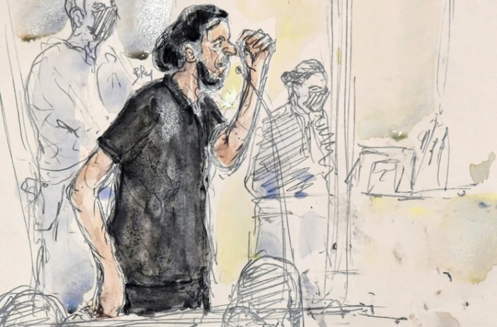 Croquis d'audience réalisé le 8 septembre 2021 montrant  Salah Abdeslam au procès des attentats du 13 novembre 2015 à Paris