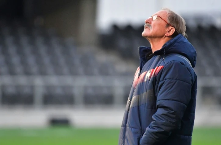 Le sélectionneur du XV de France Jacques Brunel lors du "Captain's Run" au stade de Dunedin, le 22 juin 2018 