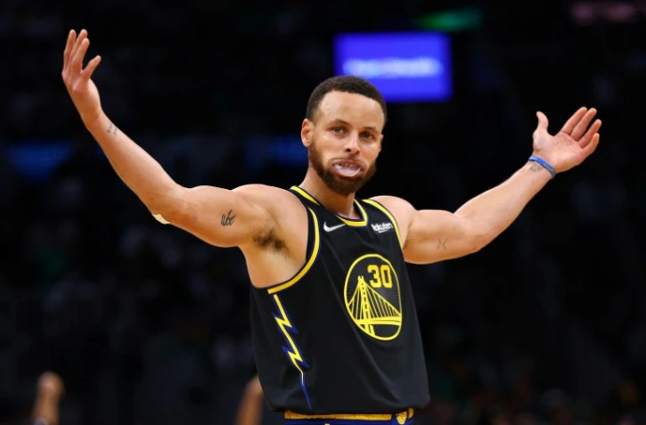 Le meneur des Warrioris Stephen Curry a inscrit 43 points dans la victoire de Golden State face aux Celtics dans le match N.4 de la finale NBA, le 10 juin 2022 à Boston.