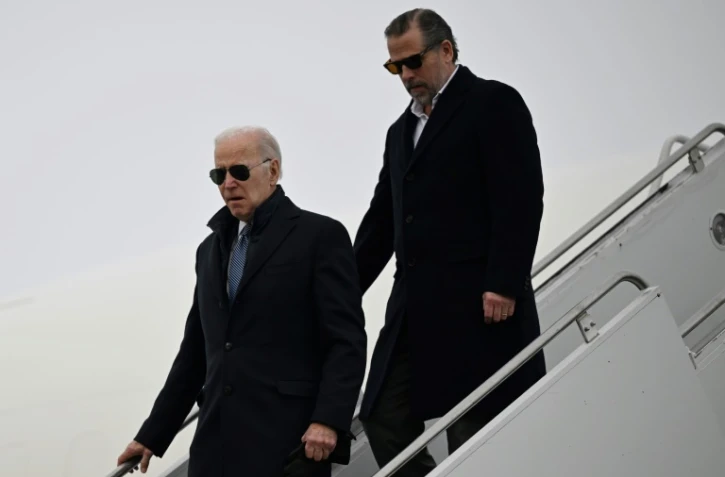 Le président américain Joe Biden, et son fils Hunter, à Syracuse, dans l'Etat de New York, le 4 février 2023
