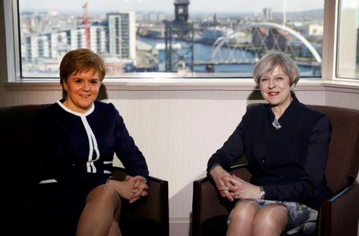 La Première ministre écossaise Nicola Sturgeon reçoit son homologue britannique Theresa May, le 27 mars 2017 à Glasgow