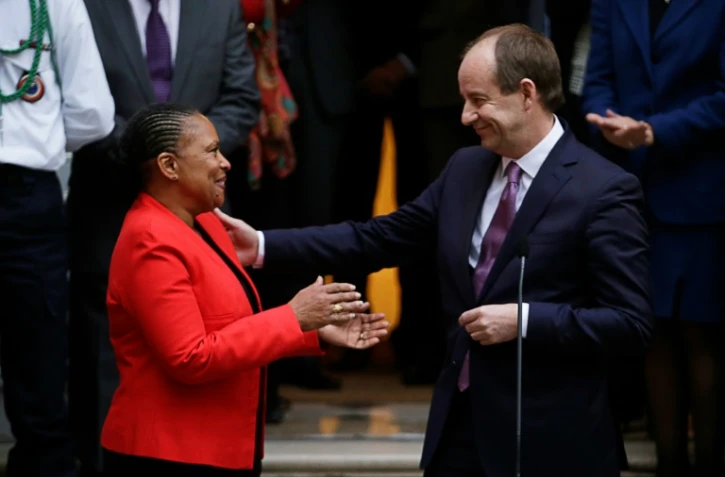 Passation de pouvoir entre Christiane Taubira et Jean-Jacques Urvoas à Paris le 27 janvier 2016