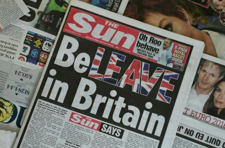 La Une du quotidien populaire The Sun le 14 juin 2016 appelant ses lecteurs à voter contre le maintien dans l'UE, jouant sur les mots "quitter" (leave) et "croire (believe) dans la Grande-Bretagne"
