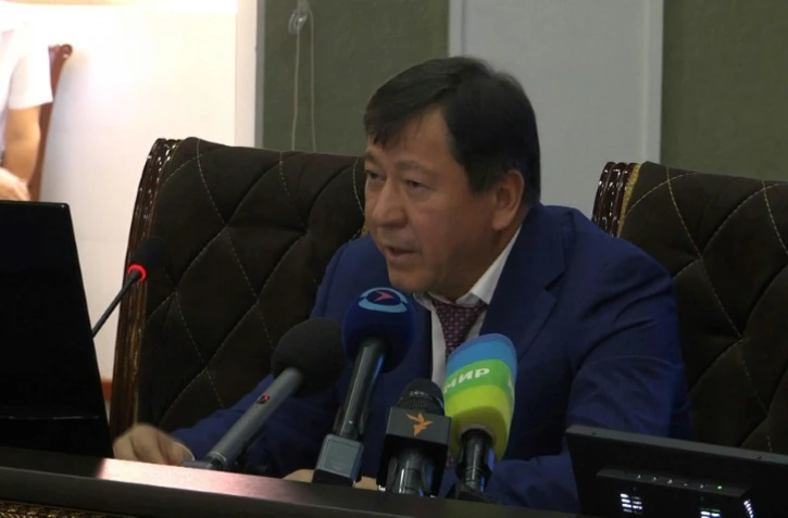 Le ministre tadjik de l'Intérieur Ramazon Hamro Rahimzoda lors d'une conférence de presse le 30 juillet 2018 à Douchanbe