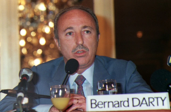 Bernard Darty, président du directoire du leader français dans la distribution d'électroménager, A paris le 05 mars 1988