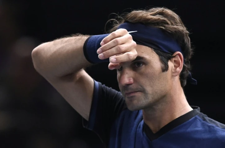 Roger Federer face à l'Américain John Isner en 8e de finale du Masters 1000 de Paris-Bercy, le 5 novembre 2015
