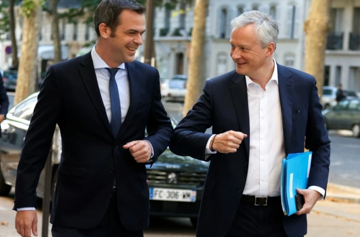 Les ministres de la Santé Olivier Véran et de l'Economie Bruno Le Maire à leur arrivée au séminaire de travail du nouveau gouvernement, le 11 juillet 2020 à Paris