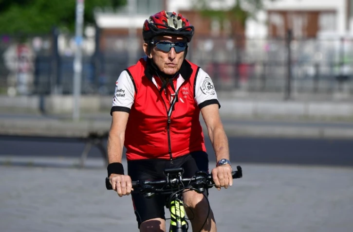 Paul Alexander, un Israélien, sur un vélo à Berlin le 17 juin 2018