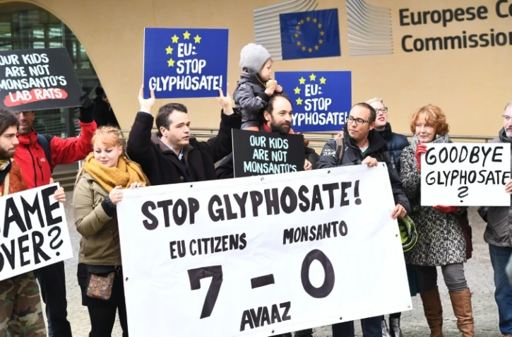 Manifestation contre l'utilisation du glyphosate devant la Commission européenne, le 9 novembre 2017 à Bruxelles