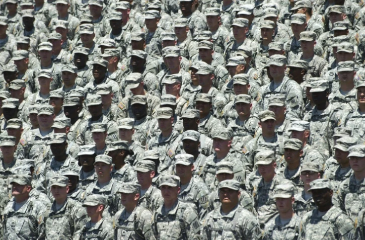 L'armée américaine ouvre ses portes aux personnes transgenres pour favoriser les recrutements