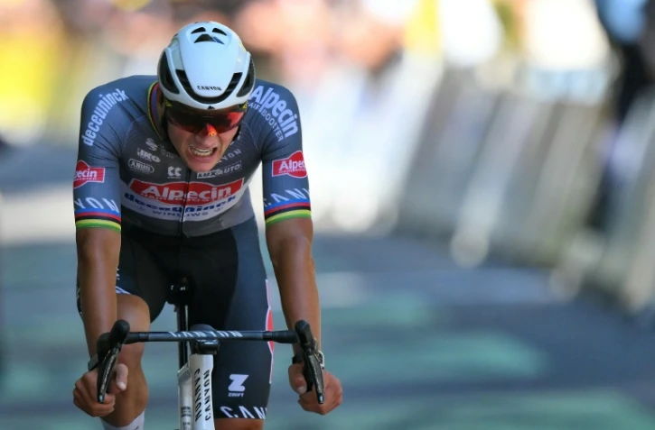 Le Néerlandais Mathieu van der Poel, lors de l'arrivée de la 11e étape du Tour de France, le 16 juillet 2025 à Toulouse