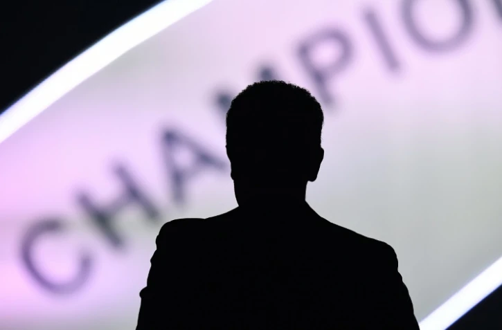 Le président du Paris SG Nasser Al-Khelaïfi, le 14 mai 2016 lors des célébrations du titre de champion de France au Parc des Princes après le match face à Nantes