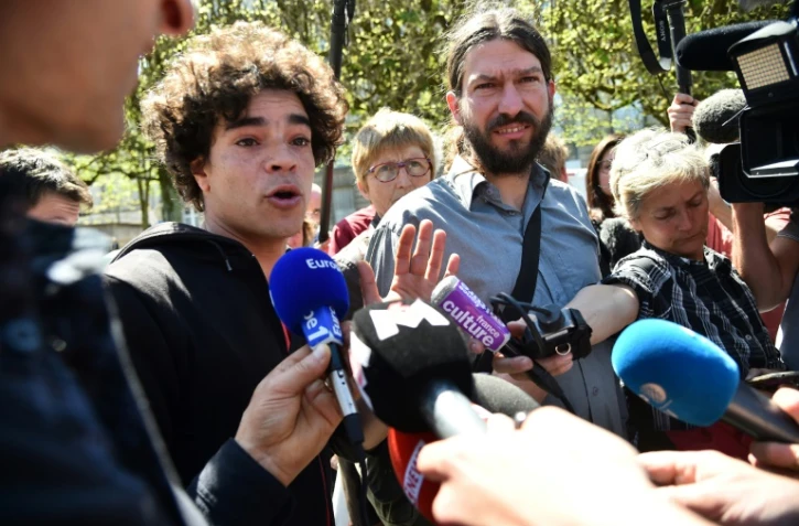 Des membres de la délégation d'occupants de la ZAD de Notre-Dame-des-Landes après leur recontre avec la préfète des Pays-de-la-Loire, le 18 avril 2018 à Nantes