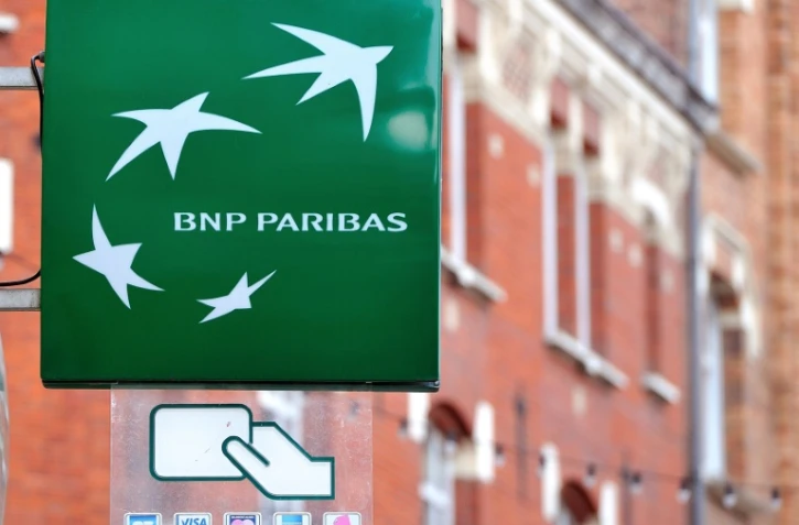 L'association anticorruption Sherpa, le Collectif des parties civiles pour le Rwanda (CPCR) et Ibuka France déposent une plainte avec constitution de partie civile visant BNP Paribas pour "complicité de génocide, de crimes de guerre et de crimes contre l?humanité"