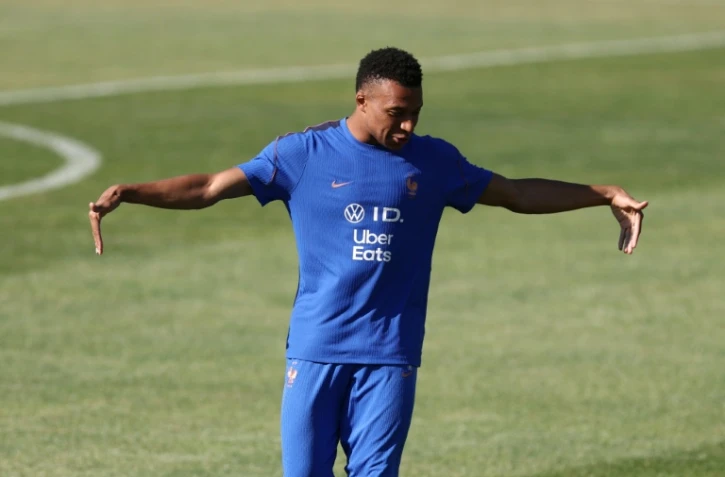 L'attaquant français Kylian Mbappé participe à une séance d'entraînement à l'université Bentley de Waltham, près de Boston, le 20 juin 2026