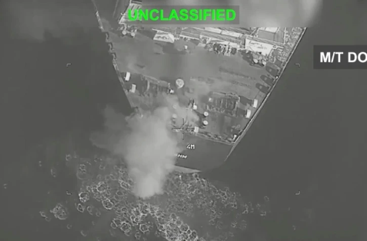Image tirée d'une vidéo, le 5 septembre 2026, diffusée par le Commandement central des États-Unis (CENTCOM) sur X montrant ce que le CENTCOM présente comme une frappe des forces armées américaines contre un pétrolier iranien, le M/T Downy, au large de l'île de Kharg