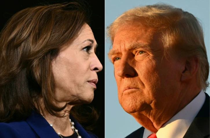 Diptyque d'images créé le 04 novembre 2024 montre, de gauche à droite, la candidate démocrate à l'élection présidentielle, la vice-présidente des Etats-Unis Kamala Harris à Madison, dans le Wisconsin, le 31 octobre 2024 ; et l'ancien président des Etats-Unis et candidat républicain à l'élection présidentielle Donald Trump à Butler, en Pennsylvanie, le 5 octobre 2024