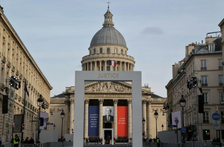 Une répétition a lieu à la veille de la cérémonie d'intronisation de l'ancien avocat et ministre français de la Justice Robert Badinter, qui sera inhumé au Panthéon, à Paris, le 8 octobre 2025