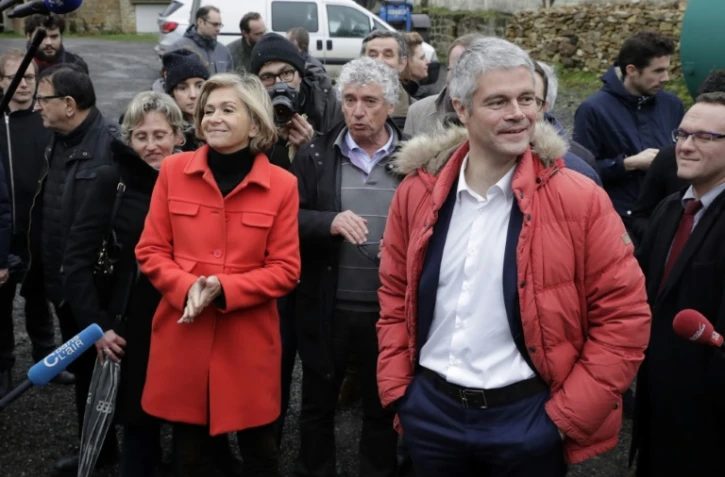 La présidente de la région Ile-de-France,Valérie Pécresse, et le président de LR, Laurent Wauquiez, visitent une exploitation agricole à Sagy le 31 janvier 2018