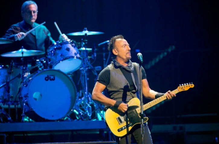 Le chanteur américain Bruce Springsteen en concert à Paris le 11 juillet 2016