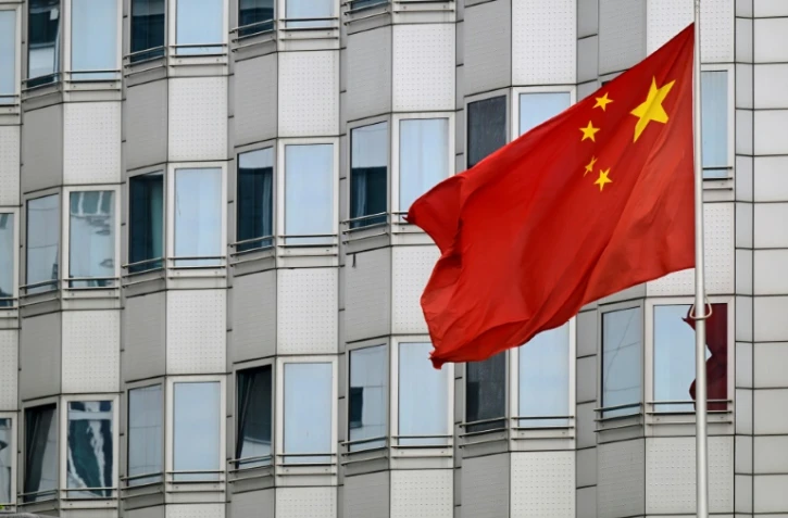 Le drapeau chinois devant l'ambassade de Chine à Berlin, le 22 avril 2024