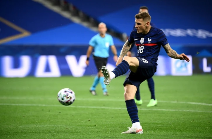 Le défenseur français Lucas Digne lors du match amical contre le pays de Galles à nice le 2 juin 2021