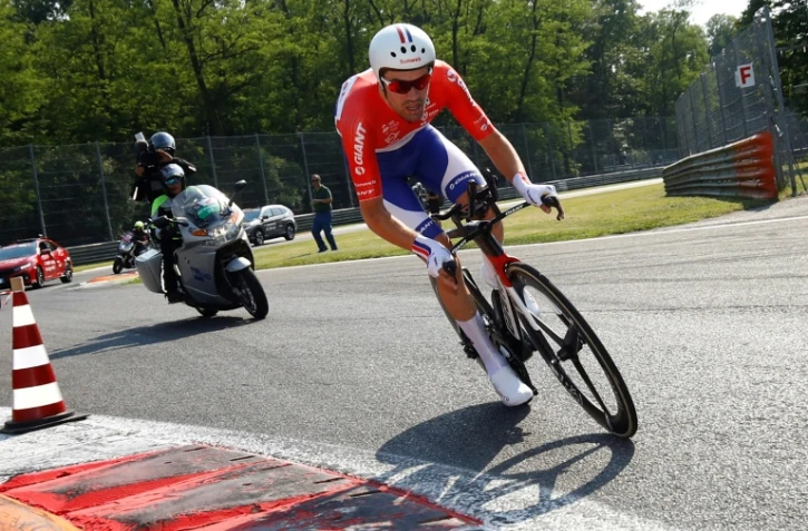 Le Néerlandais Tom Dumoulin (Sunweb) lors du contre-la-montre de la dernière étape du Giro, le 28 mai 2017 entre Monza et Milan