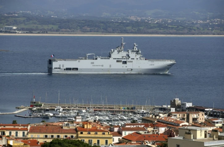 Le navire militaire Tonnerre à Ajaccio le 22 mars 2020