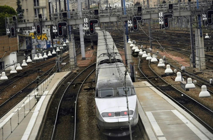 Un TGV à la gare de Montparnasse à Paris, le 1er août 2017