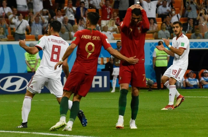 Cristiano Ronaldo a manqué un penalty contre l'Iran à Saransk, le 25 juin 2018, mais le Portugal est qualifié pour les 8e