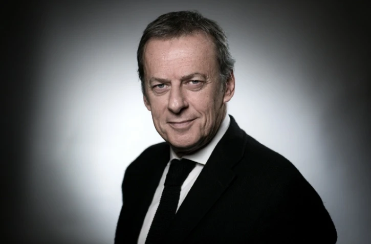 L'éditeur Olivier Nora pose lors d’une séance photo à Paris le 2 février 2018.