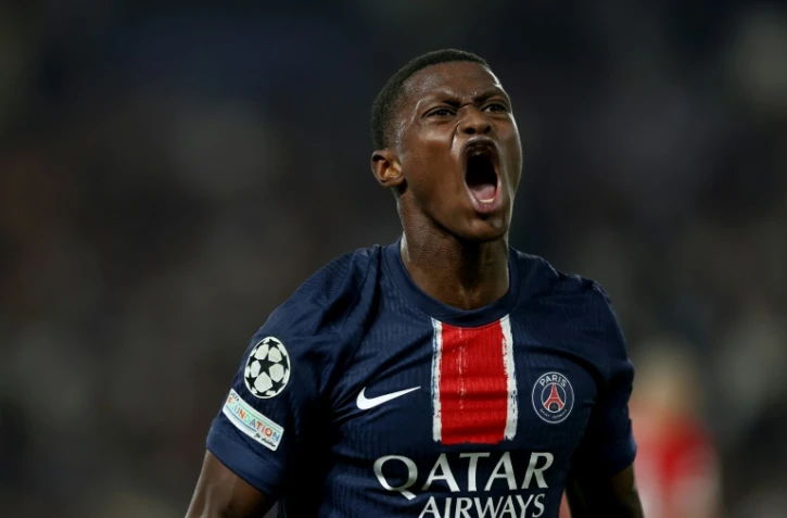 Le latéral gauche du PSG Nuno Mendes vient de marquer le but de la victoire en fin de match contre Gérone lors de la 1re journée de Ligue des champions, le 18 septembre 2024 au Parc des Princes