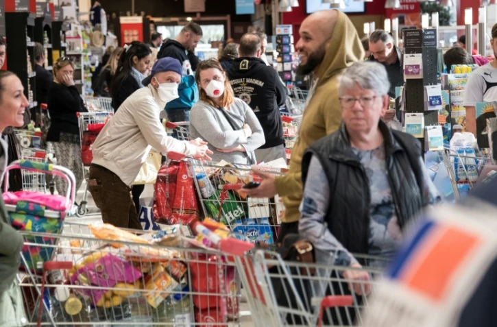Dans un supermarché à Pfastatt dans le Haut-Rhin, le 16 mars 2020