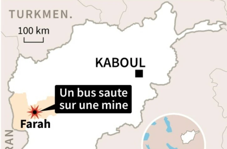 Carte d'Afghanistan localisant Farah et sa province, où un bus a sauté sur une mine dissimulée sur la route