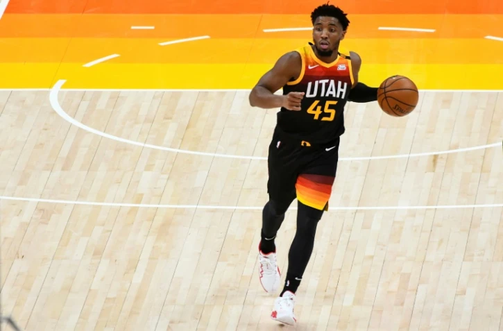 Le Jazz se joue des Lakers dans le match au sommet en NBA