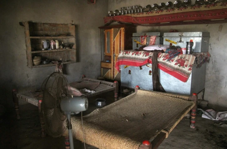 Vue sur la chambre où une adolescente pakistanaise a été violée sur ordonnance des anciens du village à Raja Ram, au Pakistan, le 26 juillet 2017