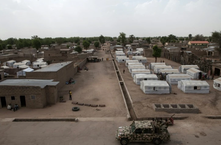 Une voiture de l'armée nigériane patrouille dans la ville de Banki, dans le nord-est du Nigeria, le 26 avril 2017