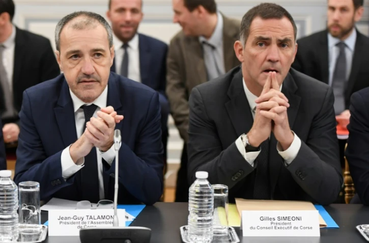 Jean-Guy Talamoni, à gauche, et Gilles Simeoni, président de la collectivités de Corse, le 13 février 2018 à Paris