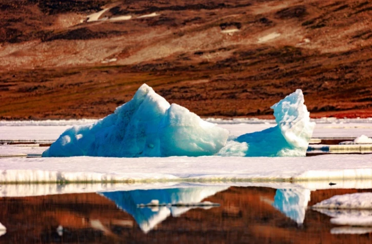 Un iceberg à Baffin Bay, dans l'océan Arctique, le 18 juillet 2022 près de Pituffik, au Groenland
