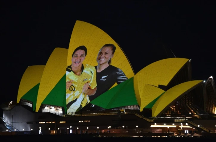 L'Opéra de Sydney fête la désignation de l'Australie et de la Nouvelle-Zélande coorganisatrices du Mondial 2023 féminin, le 25 juin 2020