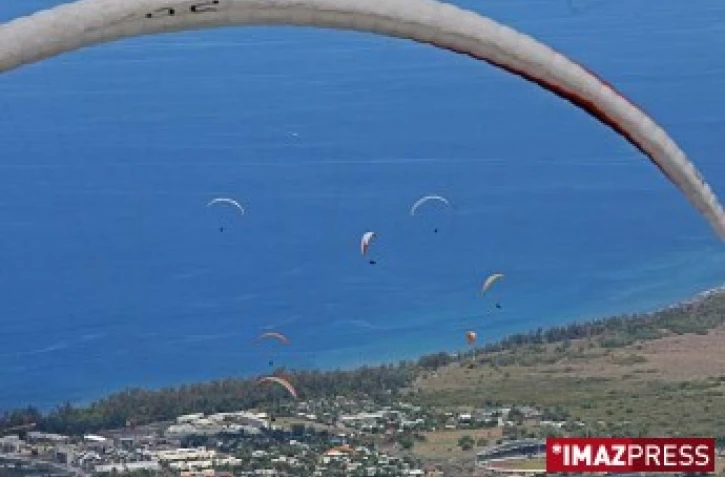 Trophée de La Route des Tamarins comptant pour le championnat du monde de parapente